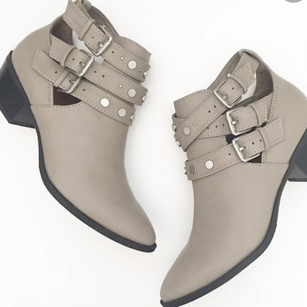 NWOB Circus by Sam Edelman Henna Buckle Boot
